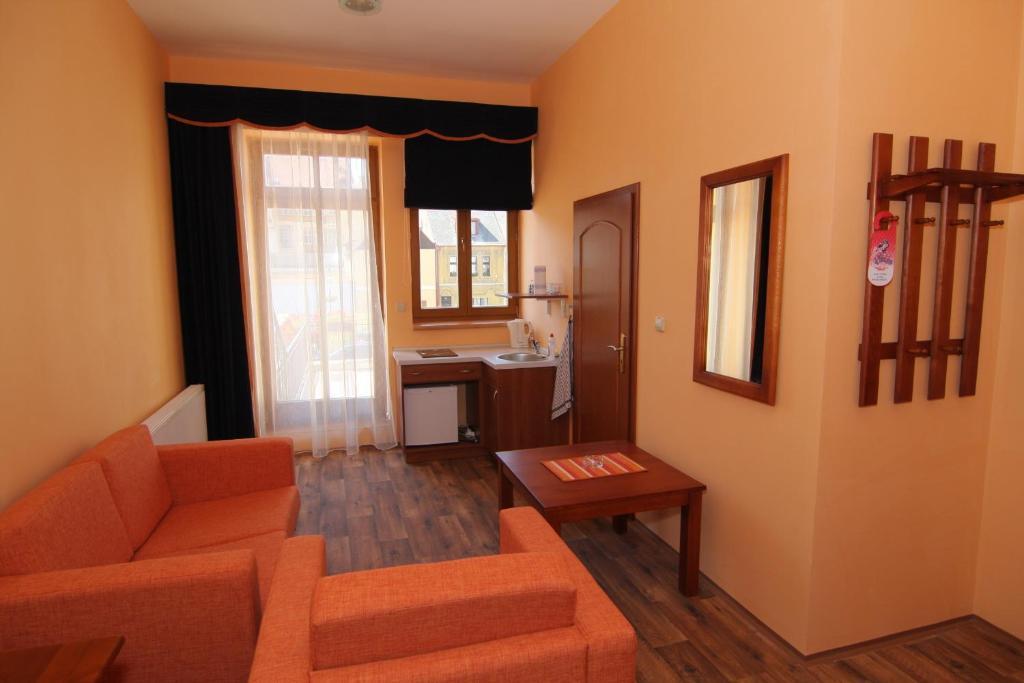 Hotel U Radnice Louny Room photo